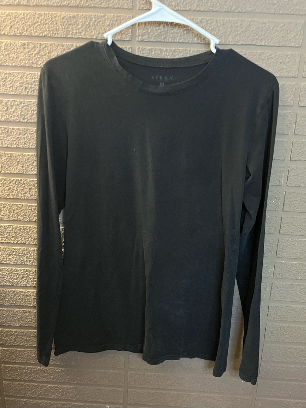 Serra Black Long Sleeve Crew Top